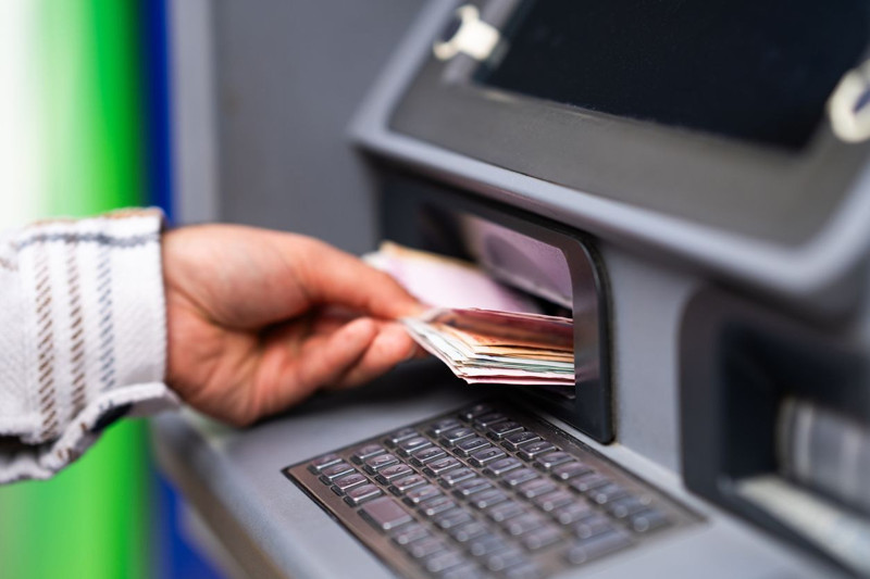 Kart kopyalama ve şifre hırsızlığına karşı yeni adım! ATM'lerde sistem değişiyor - Resim: 4