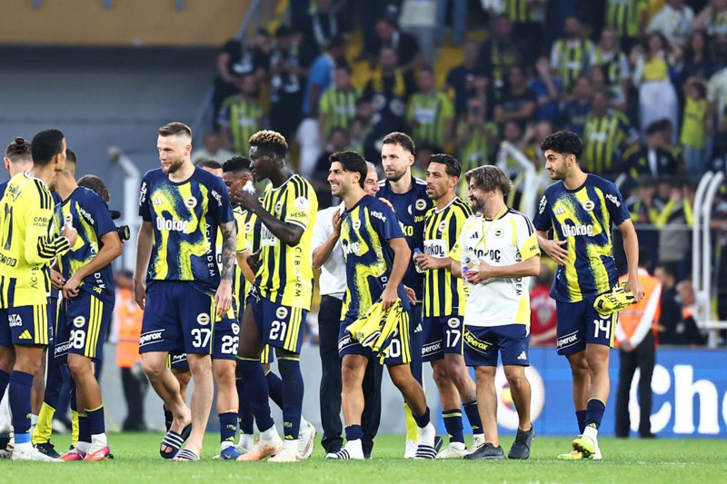 Fenerbahçe'de İsmail Kartal'dan "şampiyonluk" sözleri! Asensio müjdesini verdi, Mert Müldür'ün dönüş zamanını açıkladı - Resim: 9