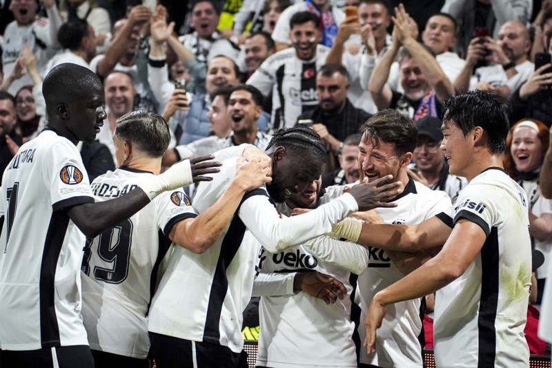 Beşiktaş’ta Vincenzo Italiano’dan şok karar! Yeni transferi kulübeye hapsetti! 4 maçta 1 dakika bile oynatmadı - Resim: 2