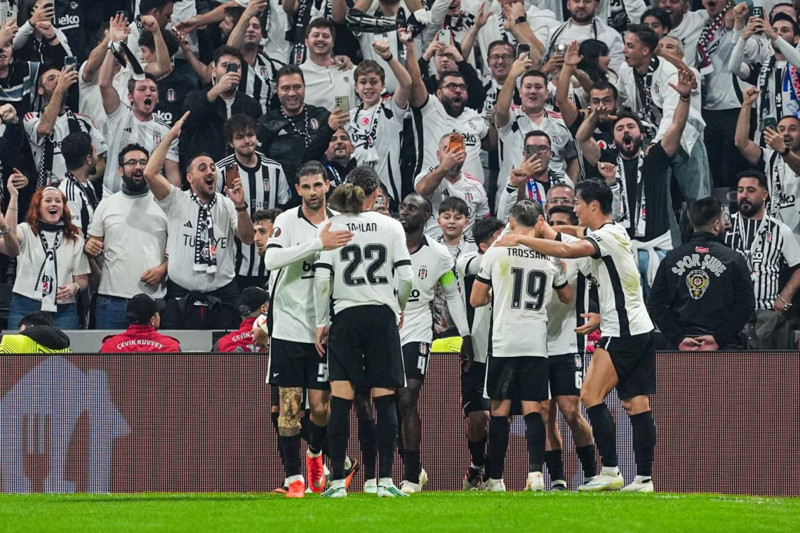 Beşiktaş’ta Vincenzo Italiano’dan şok karar! Yeni transferi kulübeye hapsetti! 4 maçta 1 dakika bile oynatmadı - Resim: 3
