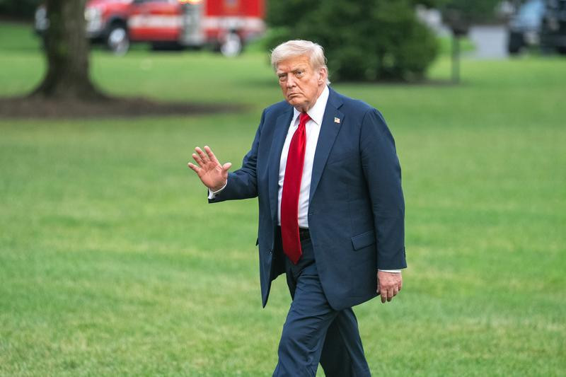 Dünya tarihinde ilk! ABD Başkanı Trump mesajlarını parayla satacak! - Resim : 1