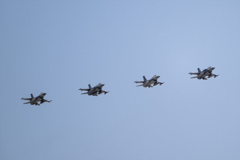 Türk F-16'ları Baltık semalarında nöbete başlıyor - Resim : 4