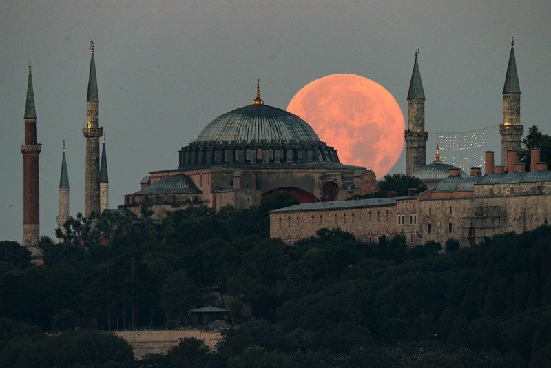 Türkiye'nin dört bir yanından büyüleyici dolunay manzaraları! - Resim: 6