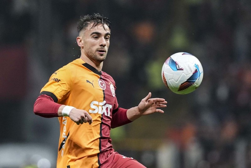 Okan Buruk’un Galatasaray’a hediyesiydi! Sözlü olarak anlaşmaya varıldı! 2, 2.5 milyon euro maaş kazanacak - Resim: 5