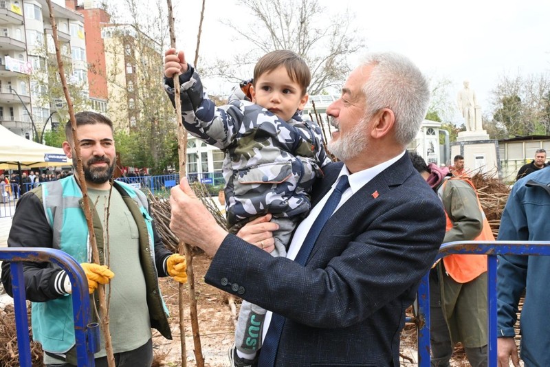 Isparta'da tam 55.00 tanesi teker teker dağıtıldı. Yakında 55.000 tanesi doğanın her tarafında görülecek - Resim: 1