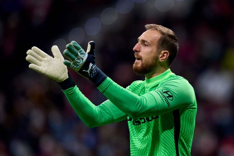 Galatasaray transferde büyük oynuyor! Muslera’nın yerini alacak kaleci bulundu! 25 milyon euroluk yıldızın menajeriyle görüşüldü - Resim: 8