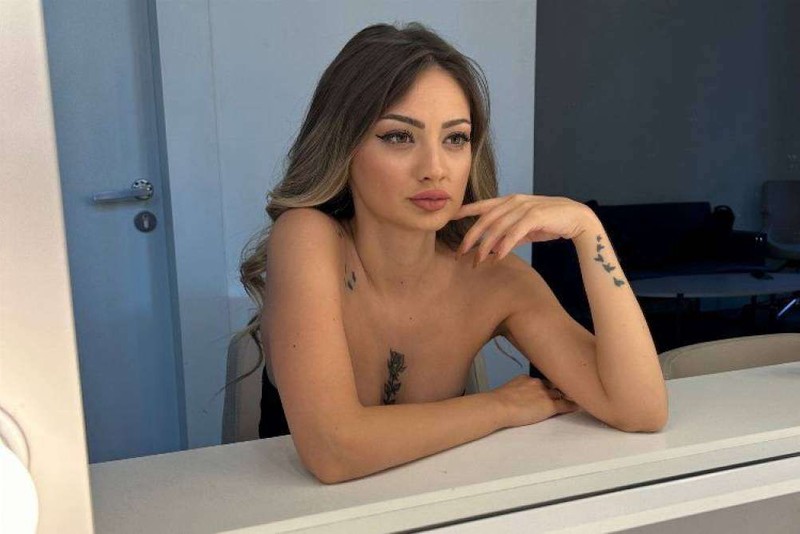 Ünlü şovmen Mehmet Ali Erbil'e bir tekme de Nevide Çiçek'ten geldi! Eski sevgilisinin anlattıkları şoke etti! "Çok pişmanım" diyerek itiraflarda bulundu - Resim: 4