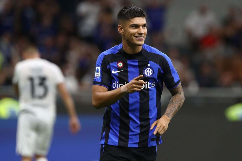 Dünya devi transferi için 27.3 milyon euro ödemişti! Fenerbahçe yıldız isme kancayı taktı! Ali Koç anlaşırsa 0 bonservisle gelecek - Resim: 5