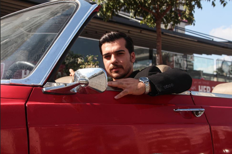 Çağatay Ulusoy'a benzerliği görenleri şoke etti! Adanalı galerici 'Eşref Tek' otomobil videolarıyla viral oldu! - Resim: 5