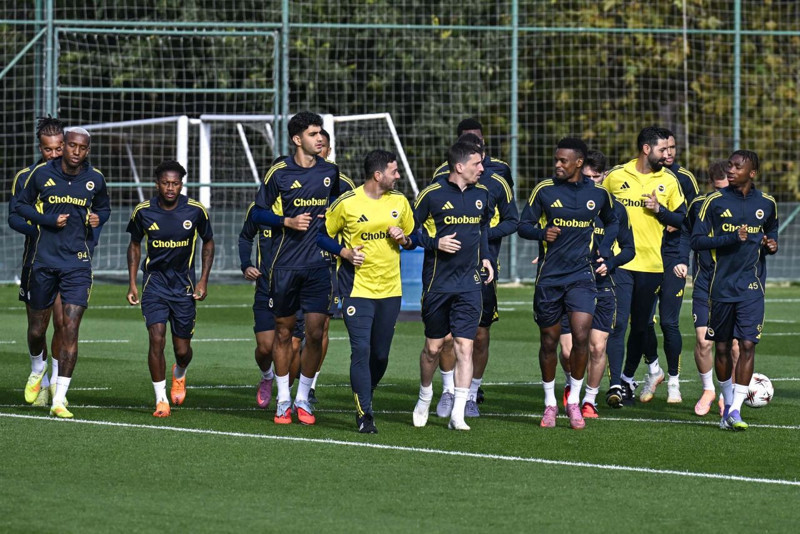 Avrupa Ligi’nde kritik maç! Fenerbahçe, Stuttgart’ı konuk edecek! 4 eksik var! İşte muhtemel ilk 11’ler - Resim: 1