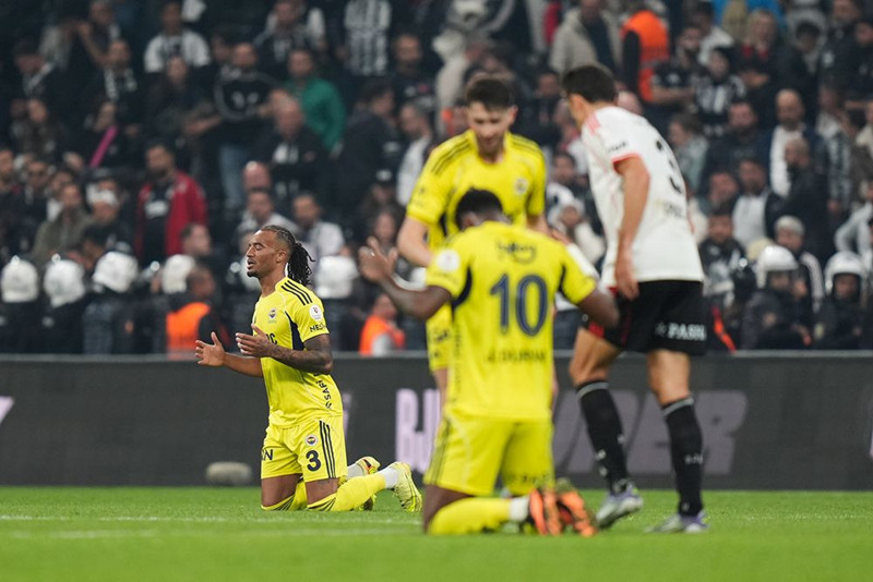 Fenerbahçe yenilgisi bardağı taşırdı! Beşiktaş’ta “yönetim istifa” sesleri - Resim: 12