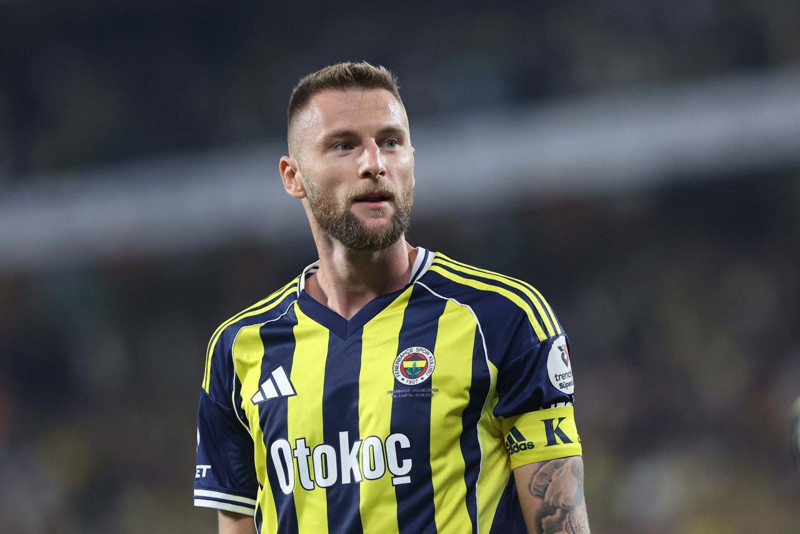 Transferin gözdesi olmuştu! Fenerbahçe’den yıldız futbolcunun gidişine izin yok! "Satışı söz konusu değil!" - Resim: 9