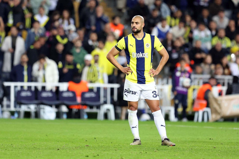 Fenerbahçe gözden çıkardı! Yıldız ismi 12-15 milyon euro veren transfer edecek - Resim: 9