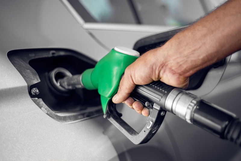 Bir açıklama yetti! Trump frene bastı, petrol çakıldı! - Resim: 5
