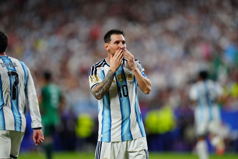 Arjantin, Cezayir'e şans tanımadı! Messi şov yaptı, Dünya Kupası'nda tarih yazdı - Resim: 6
