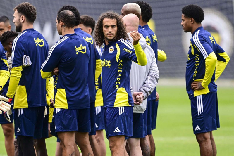 Fenerbahçe tv100’de sahneye çıkıyor! İsmail Kartal hangi taktiği kullanacak? Kampın yıldızı kim? İşte Fenerbahçe'de son durum - Resim: 13