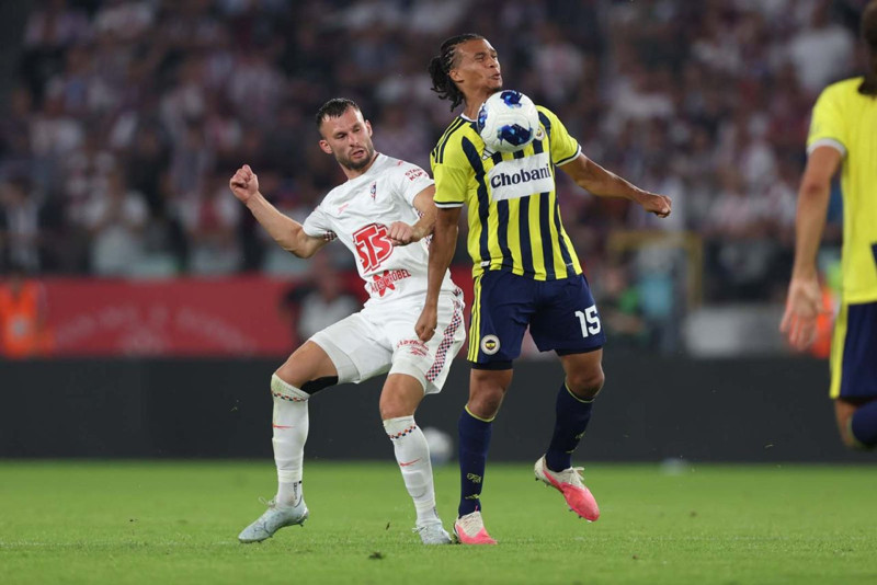 Nathan Ake’den Gornik Zabrze maçında kusursuz performans! İstatistikleri altüst etti - Resim: 6