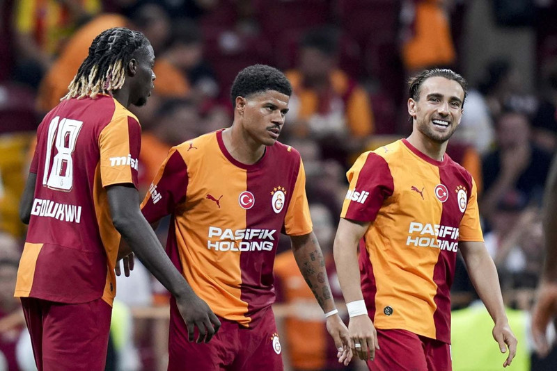 Galatasaray transferde gaza bastı! Yıldız futbolcu için 35 milyon euroluk resmi teklif! Gelirse Süper Lig’i sallayacak - Resim: 2