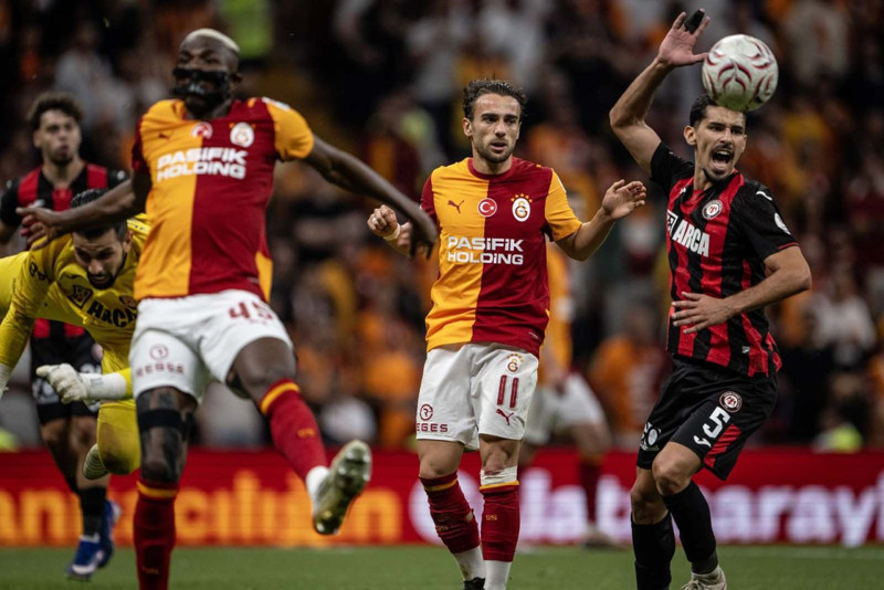 Galatasaray’a baş döndüren transfer teklifi! 40 milyon euroyu masaya koydular! Yönetim okey derse gidecek - Resim: 3