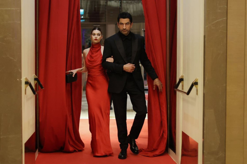 A.B.İ. dizisinde Kenan İmirzalıoğlu'nun partneri belli oldu! Afra Saraçoğlu'nun yerine o isim geldi - Resim: 2