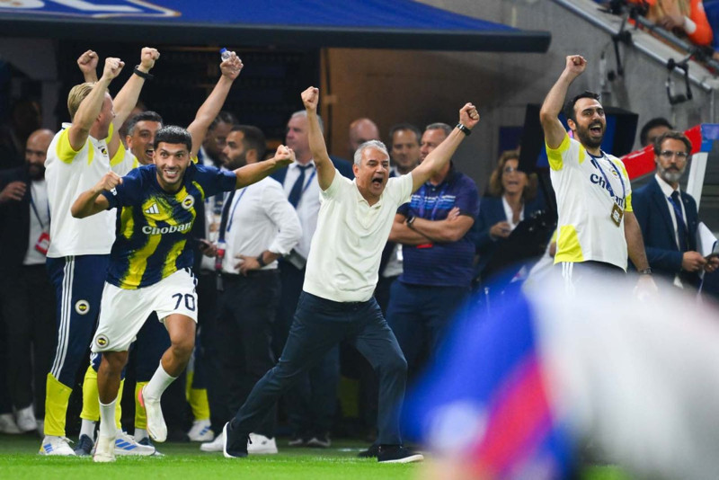 Fenerbahçe, Şampiyonlar Ligi’nde sahne alıyor! Rakip İtalyan ekibi Roma! İki kritik eksik var! İşte muhtemel ilk 11’ler - Resim: 2