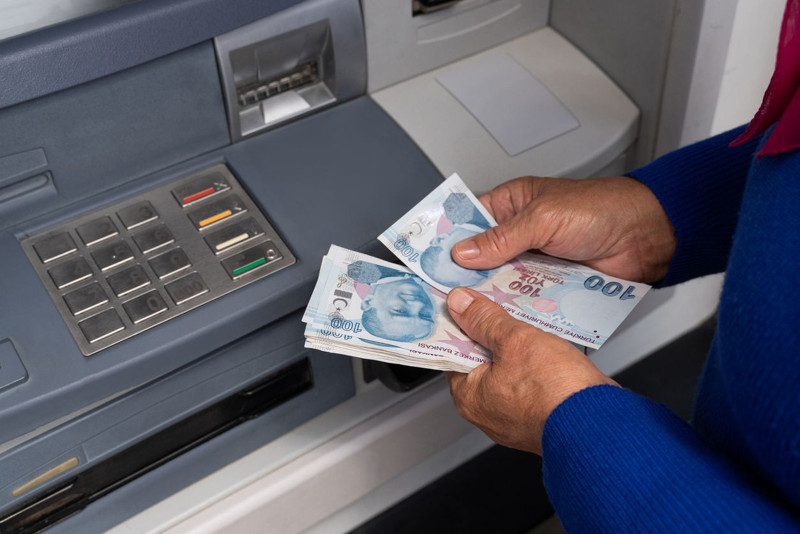 Kart kopyalama ve şifre hırsızlığına karşı yeni adım! ATM'lerde sistem değişiyor - Resim: 5
