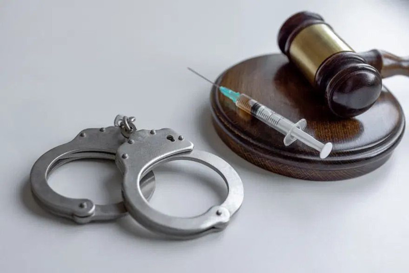 Dünya basını bu infazı konuşuyor! Arkadaşının ölümünden sorumluydu: 2 doz zehirli iğneye rağmen hayatta kaldı - Resim: 2