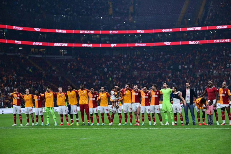 Şampiyonlar Ligi’nde zorlu maç! Galatasaray, Barcelona ile karşılaşacak! İşte muhtemel ilk 11’ler - Resim: 10