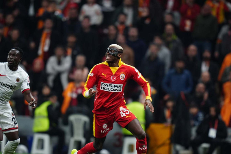 Galatasaray'da Fenerbahçe derbisi öncesi sıcak Osimhen gelişmesi! Sağlık heyetine durumu iletti - Resim: 5