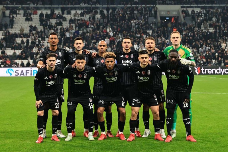 Beşiktaş taraftarı takımda istememişti! 1 milyon euroluk yıldız futbolcu yeni takımında coştu! Gollerini art arta sıraladı - Resim: 3