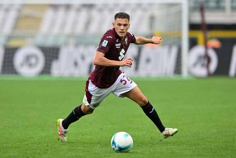 Beşiktaş yeni orta sahasını buldu! Transferde ters köşe! 13 milyon euroluk yıldız Kartal'a sıcak bakıyor! - Resim: 5