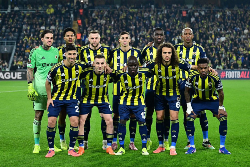 Aziz Yıldırım transfere başlıyor! Tarih verildi! 5 mevkiye 6 transfer yapılacak! - Resim: 1