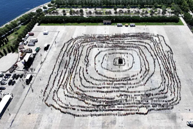 Yunanistan gözünü 'horona' dikmişti! 5 bin kişi bir rekora imza atarak yanıt verdi: Horon bizumdur - Resim: 4