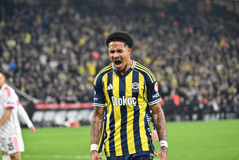 Transfer yarışına girdiler! Tedesco'nun prensi paylaşılamıyor! Fenerbahçeli yıldıza 4 talip birden! - Resim: 6