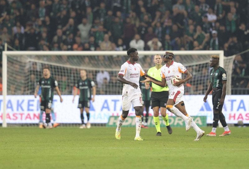 İngilizler duyurdu! Osimhen'e dünya devinden kanca! Galatasaray'ın istediği rekor bonservis "Yok artık" dedirtti! - Resim: 7