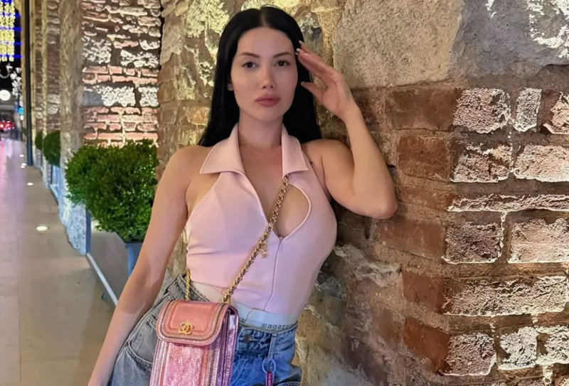 Kısmetse Olur Cansel Ayanoğlu lüks aracını satışa çıkardı! Fiyatı dudak uçuklattı - Resim: 2