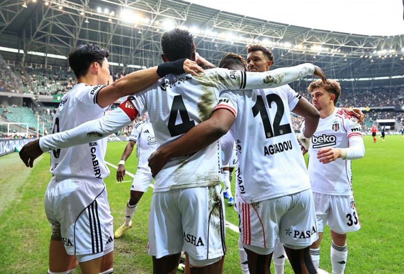 Beşiktaşlılar çok sevinecek! Yönetime bildirdi! 20 milyon euroluk yıldız geri dönüyor - Resim: 2