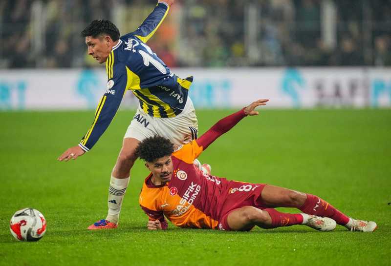 Fenerbahçe derbisi sonrası harekete geçildi! Galatasaray’dan TFF’ye çıkarma! İki konuda şikayet yapılacak - Resim: 3