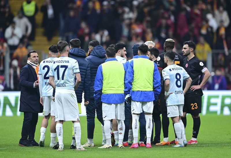 Adana Demirspor maçındaki penaltı başını yaktı! Galatasaray’ın yıldızı Mertens’e büyük şok! - Resim: 3