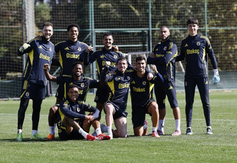 Fenerbahçe’den yılın transfer bombası! 42 milyon euroluk yıldız geri dönüyor! Taraftarlar çok mutlu olacak! - Resim: 10