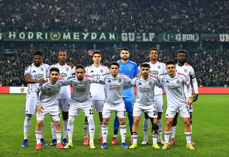 Ersin Destanoğlu'nun yerini alacak! Beşiktaş’tan sürpriz kaleci transferi! İstanbul'a geliyor - Resim: 2