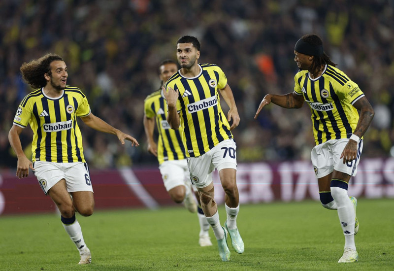 Fenerbahçe’de İsmail Kartal’dan büyük ters köşe! 3 yıldızı derbinin ilk 11’ine yazdı! - Resim: 7