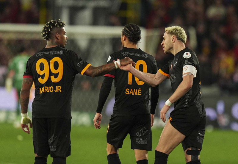 Nihat Kahveci, Galatasaray’dan gidecek ismi açıkladı: “Yüzde 99 sene sonu gitti” - Resim: 5