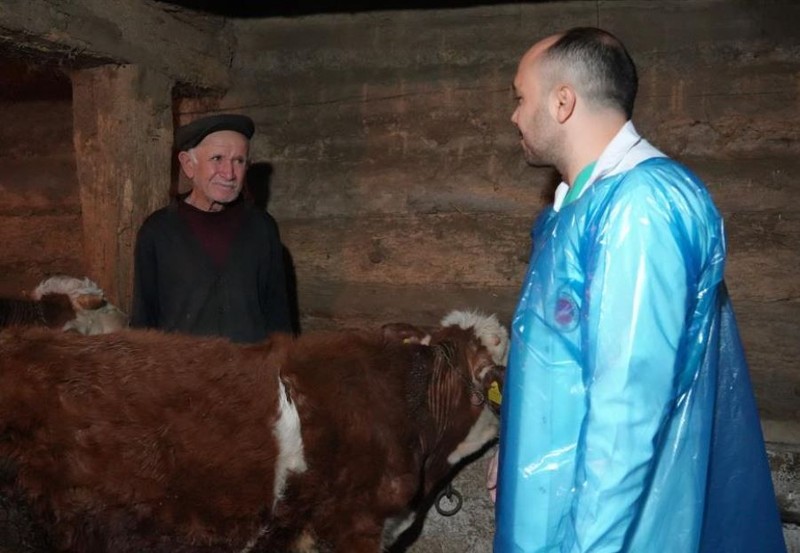 Kastamonu'dan ahırlarda 1000'lerce koyun besleyen vatandaşlara acil duyuru verildi. Çobanlar dikkat. Ahırdaki büyük felaketi Türkiye için resmen açıkladı - Resim: 1