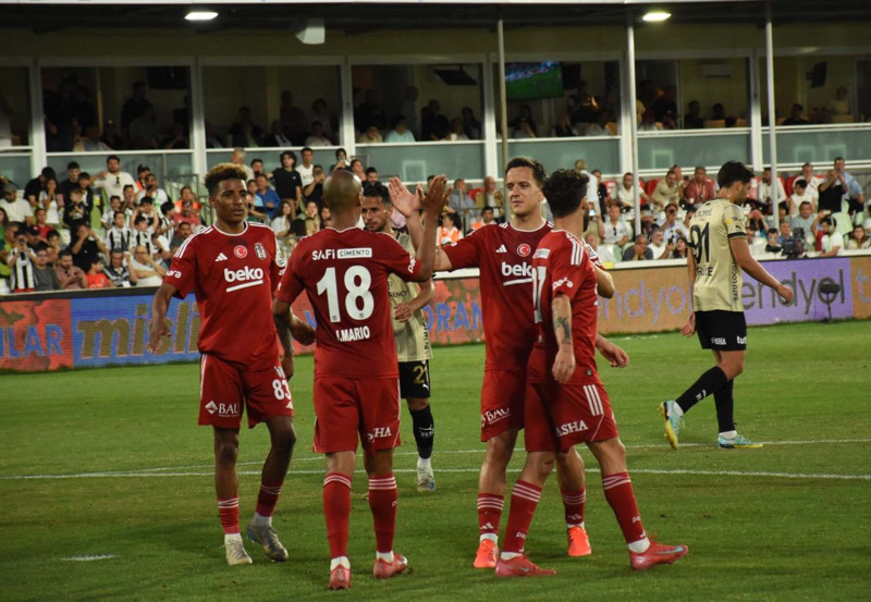 10 milyon euroluk hayal kırıklığı! Beşiktaşlı yıldız gemileri yaktı! Türkiye’den ayrılmak istiyor - Resim: 1