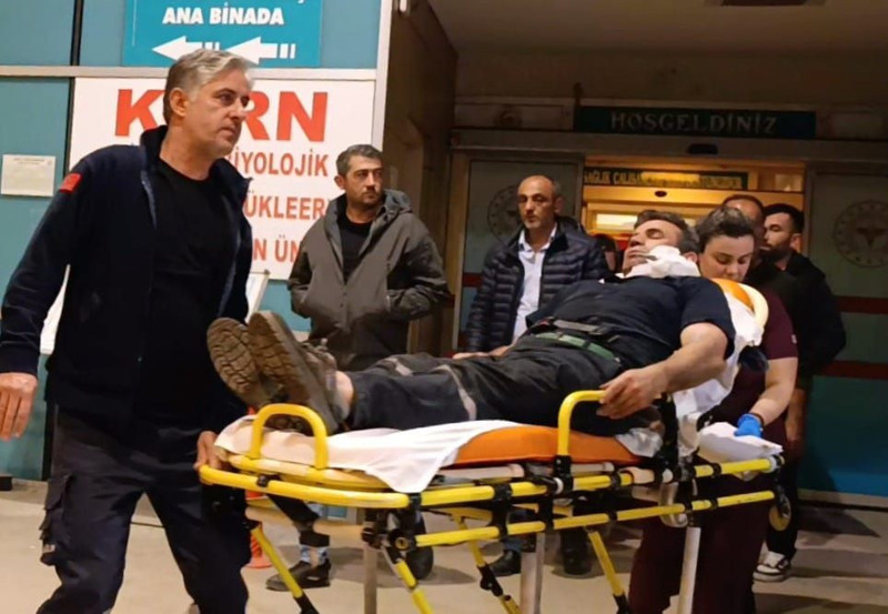 Bursa'da feci olay! Kömürleri indirirken yüzüne demir saplandı - Resim: 1