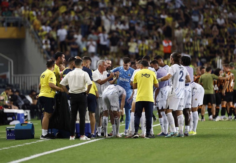 Fenerbahçe’den 9 milyon euroluk operasyon! Mourinho 2 yeni transferin biletini kesti! Devre arası yolcular - Resim: 1