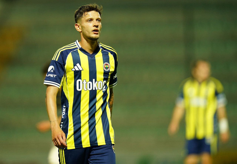 Fenerbahçe’de sakatlık şoku! 1 ay sahalardan uzak kalacak! 5 kritik maçı kaçıracak - Resim: 5