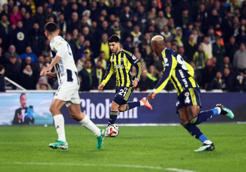 Kasımpaşa maçı bitti, soyunma odasına indi! Sadettin Saran’ın futbolculara söyledikleri ortaya çıktı! - Resim: 2