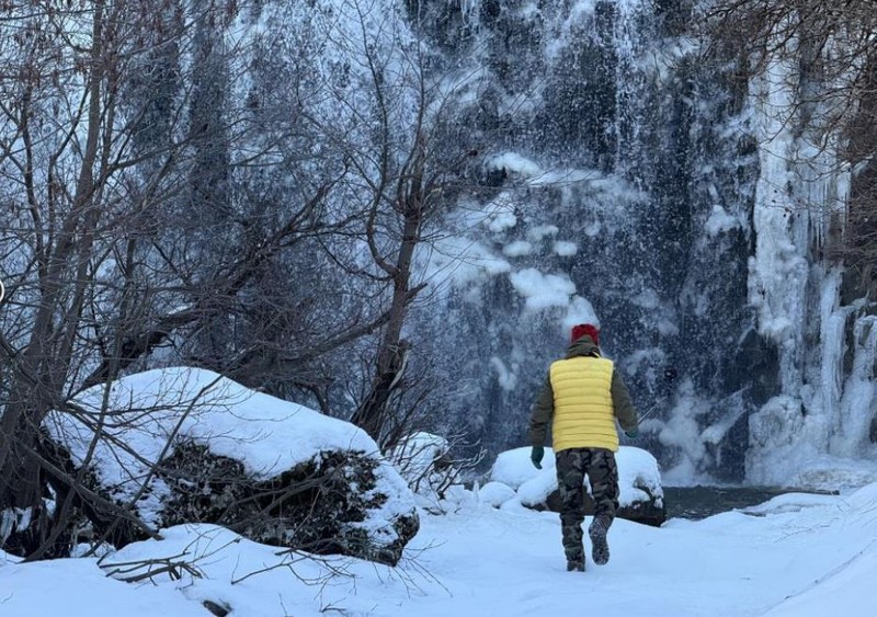 Tokat ile Ordu’nun sınırında bulunan Çiseli Şelalesi'nde Sibirya'yı aratmayan görüntü. Merkeze 10 kilometre uzaktaki manzarayı görenler inanamadı - Resim: 4